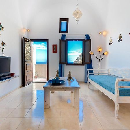 Moschatos Beach House Kamári Exteriör bild